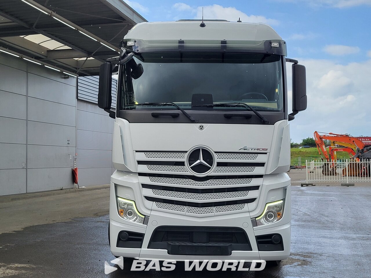Other : Mercedes Actros 1848 شاحنة الجسم الصندوقي