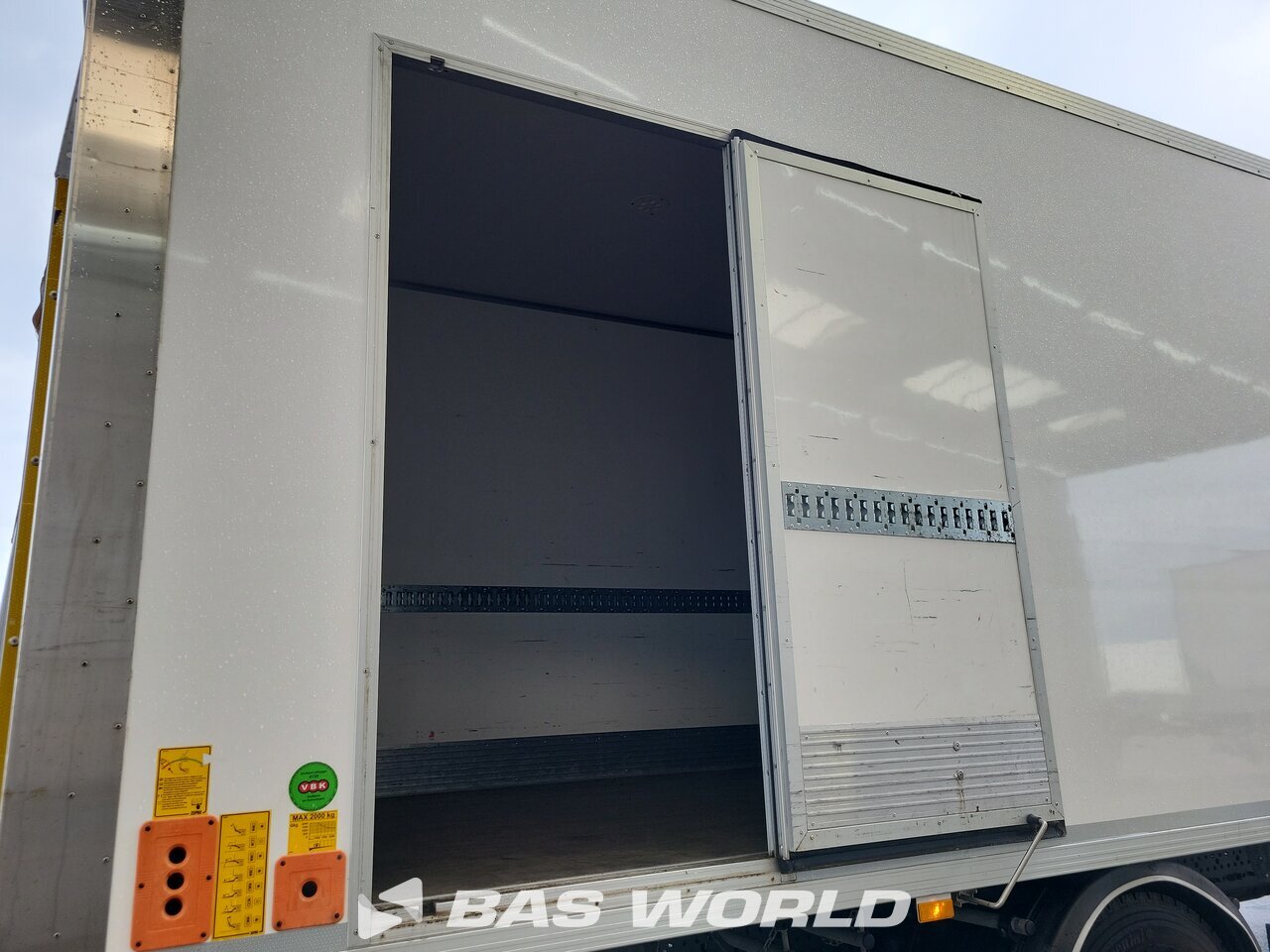 Other : Mercedes Actros 1848 شاحنة الجسم الصندوقي
