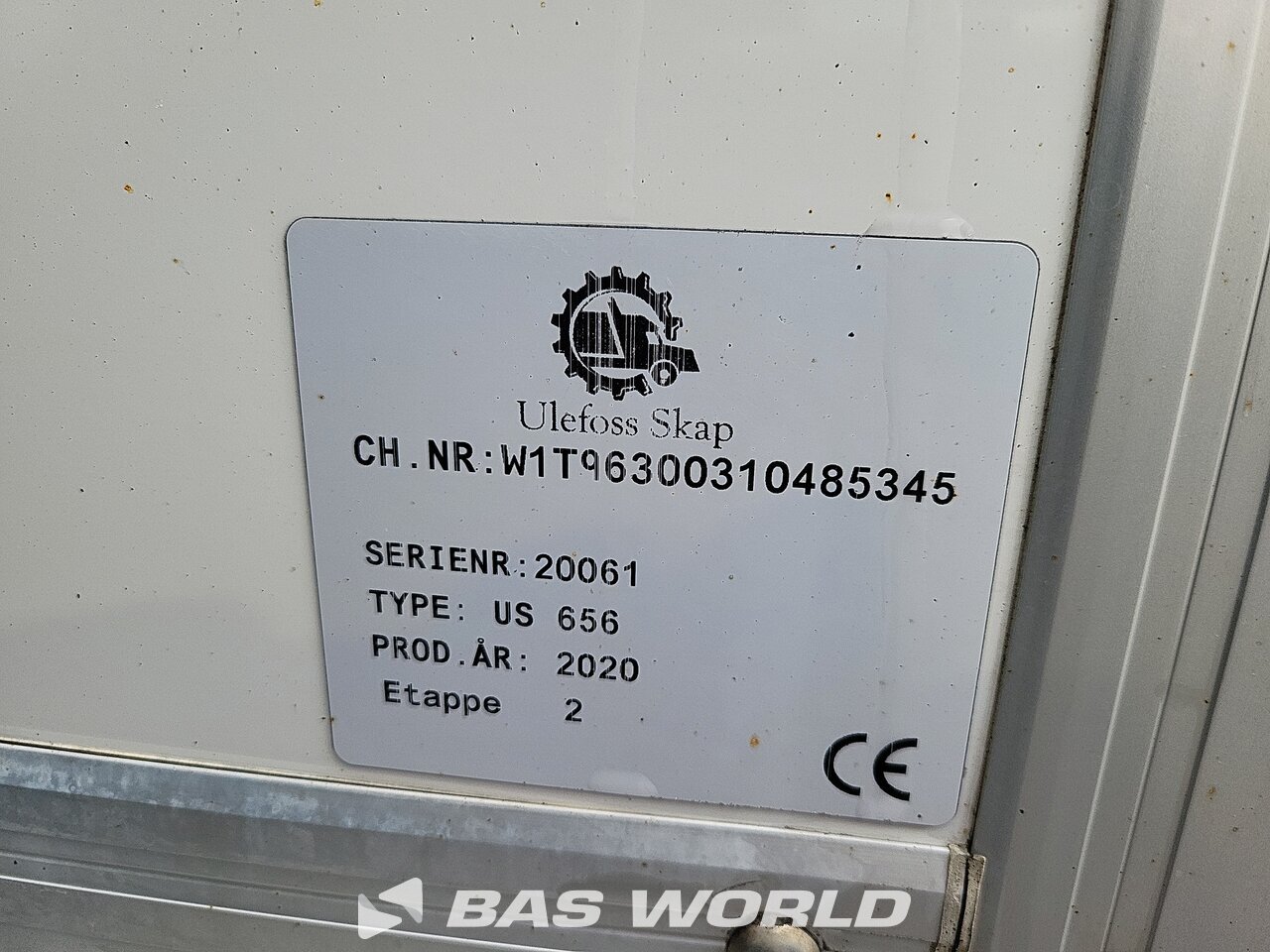 Other : Mercedes Actros 1848 شاحنة الجسم الصندوقي