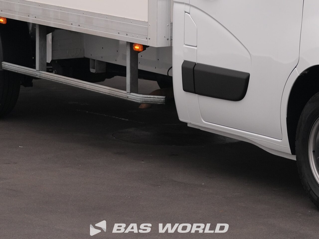 Other : Renault Master 145PK Box body