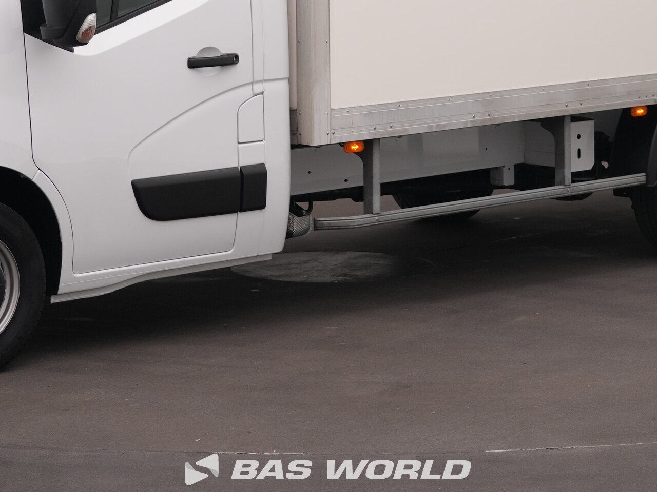 Other : Renault Master 145PK Box body
