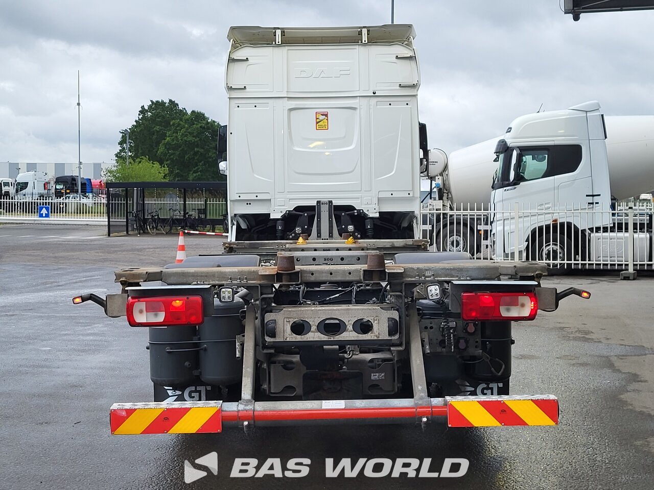 Other : DAF XF 480 Camion à Caisse Mobile