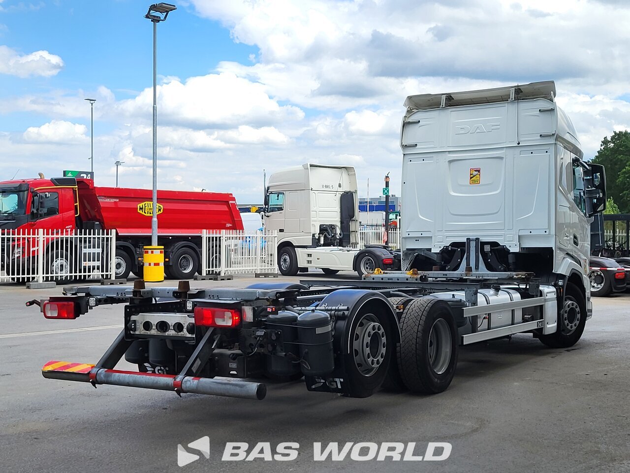 Other : DAF XF 480 شاحنات الحاويات