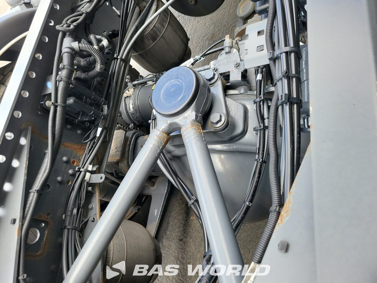 Other : DAF XF 480 شاحنات الحاويات