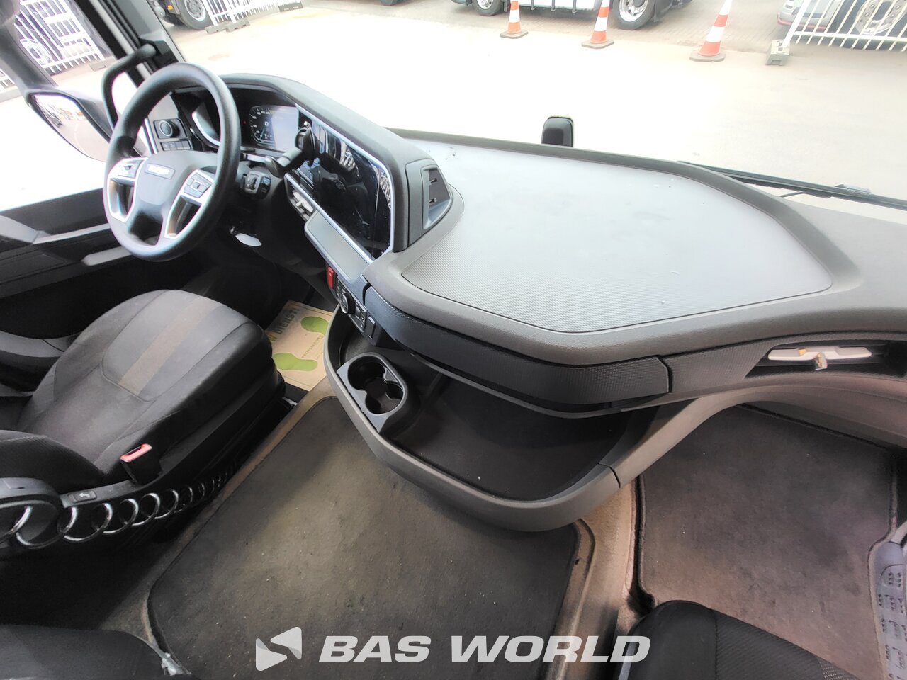 Other : DAF XF 480 شاحنات الحاويات