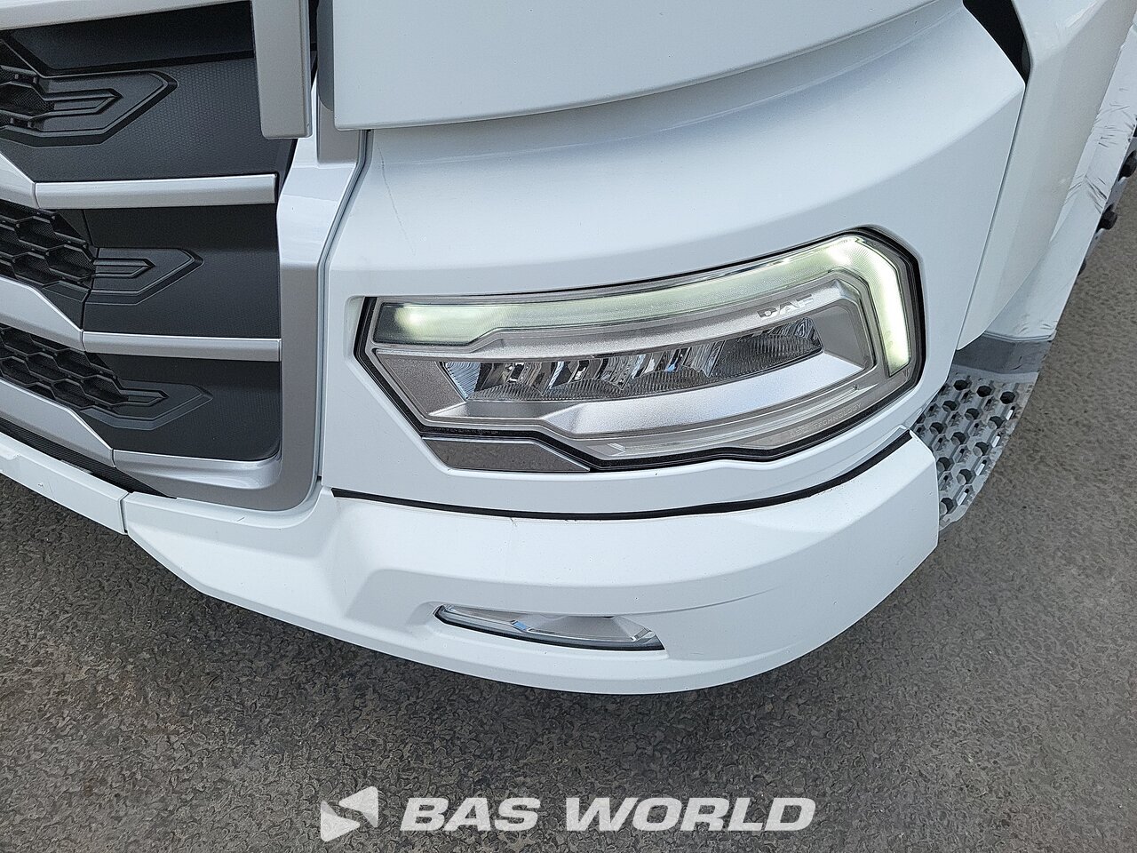 Other : DAF XF 480 شاحنات الحاويات