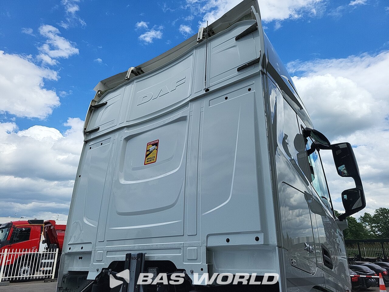 Other : DAF XF 480 شاحنات الحاويات