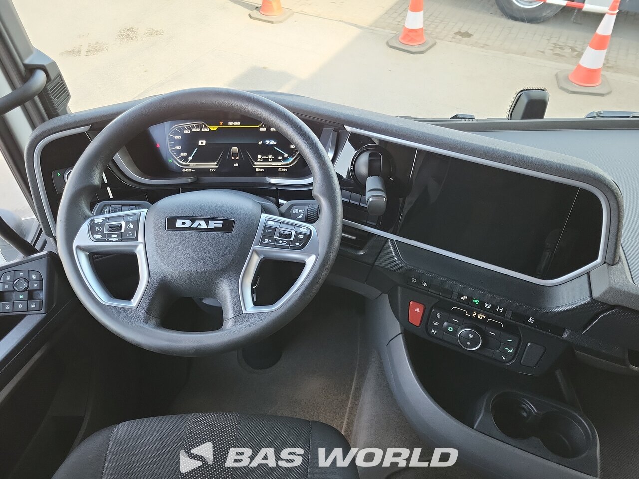 Other : DAF XF 480 شاحنات الحاويات