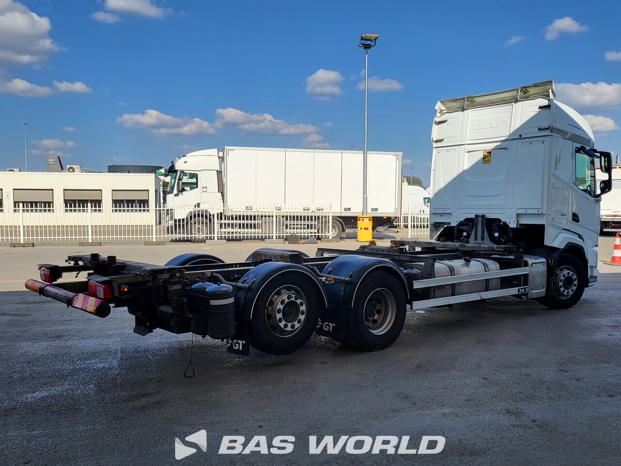 Other : DAF XF 480 شاحنات الحاويات