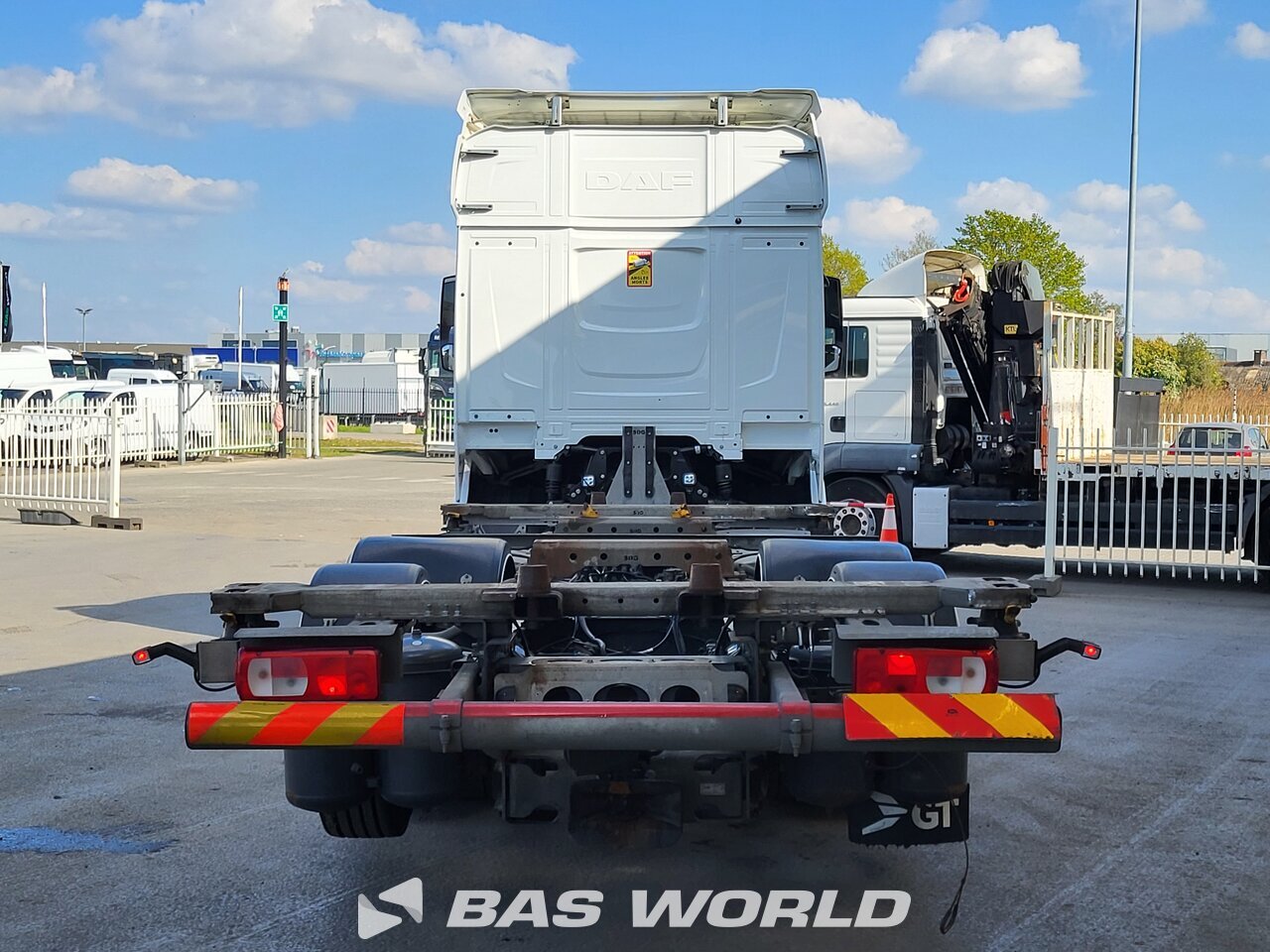 Other : DAF XF 480 شاحنات الحاويات