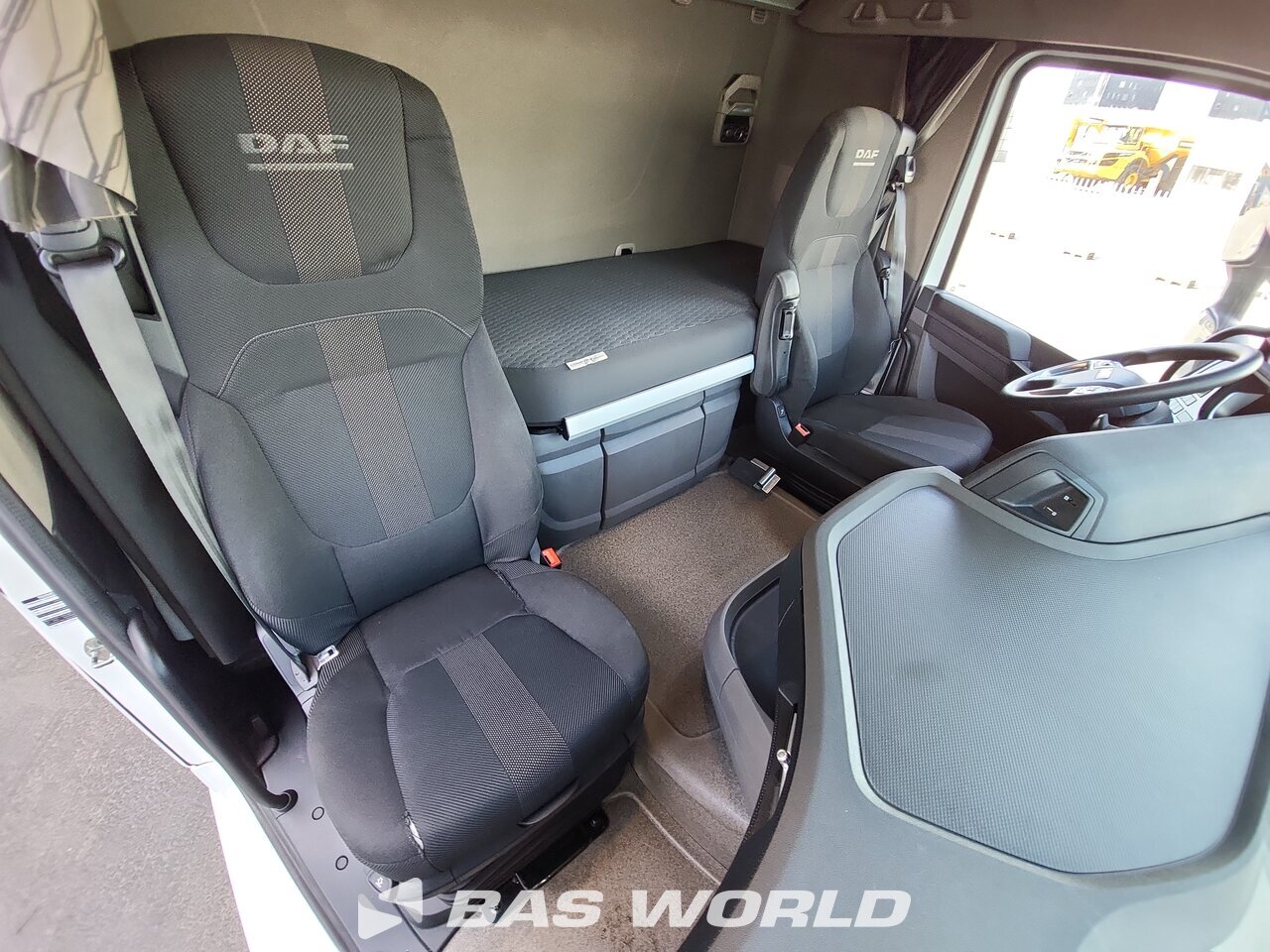 Other : DAF XF 480 شاحنات الحاويات