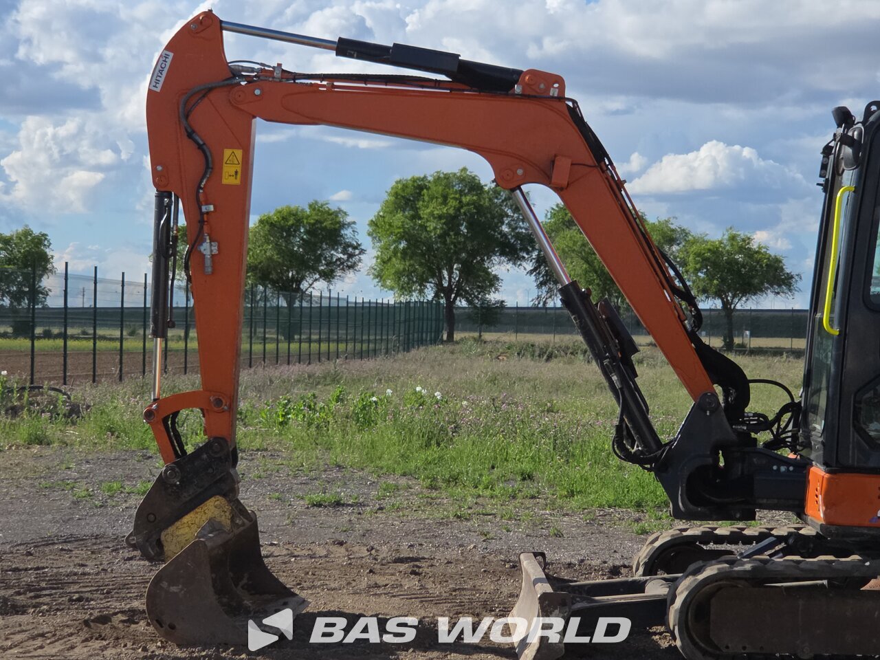 Other : Hitachi ZX48 U-6 حفارة صغيرة أقل من 10 طن (حفارات صغيرة)