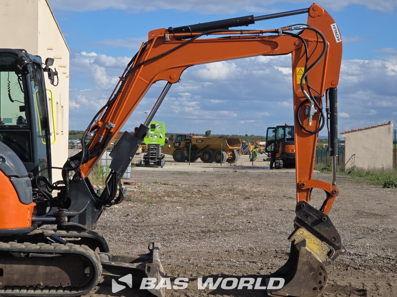 Other : Hitachi ZX48 U-6 حفارة صغيرة أقل من 10 طن (حفارات صغيرة)