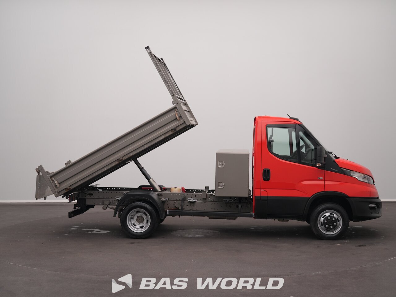 Other : Iveco Daily 35C12 Basculantă