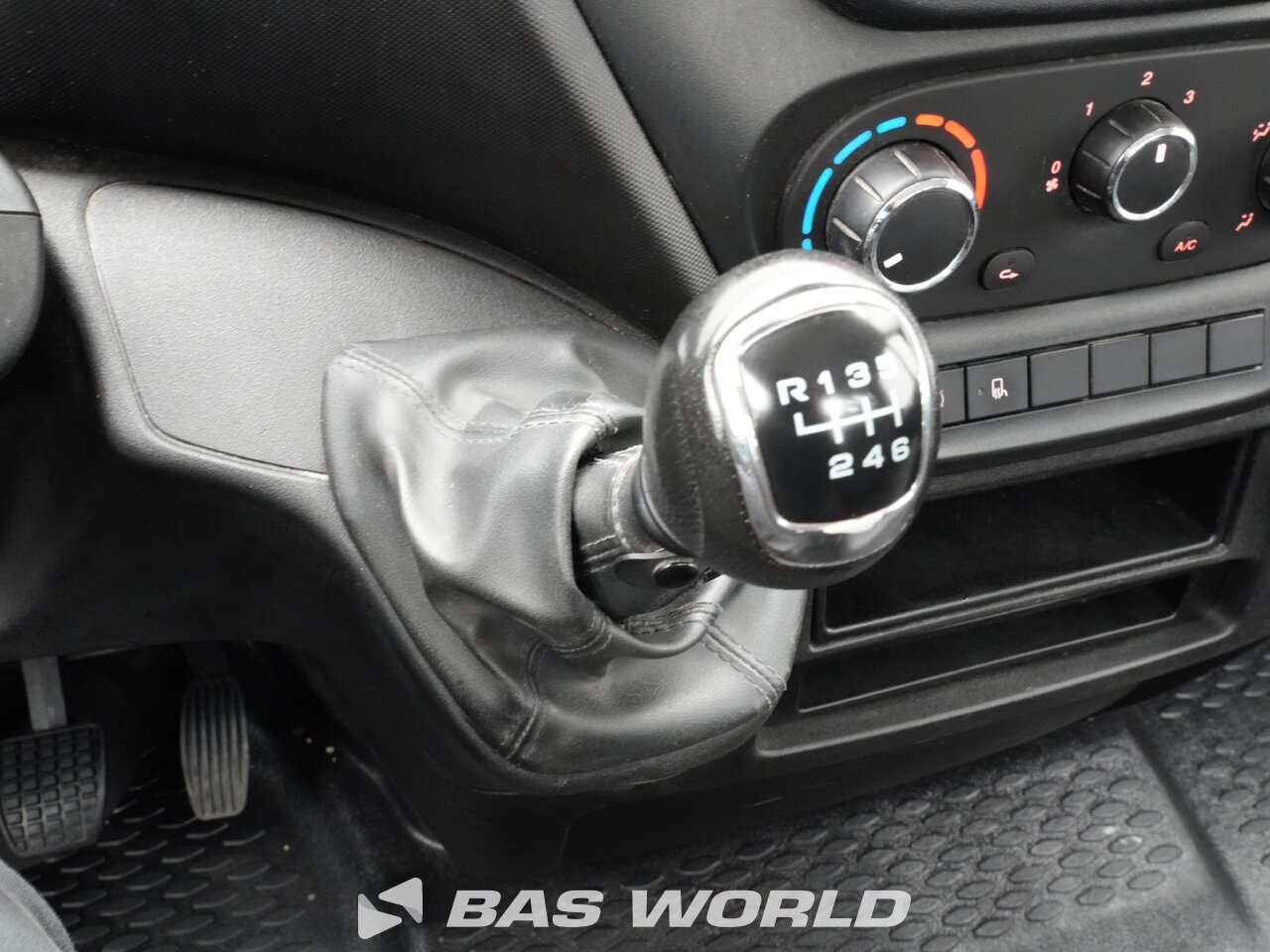 Other : Iveco Daily 35C12 Basculantă