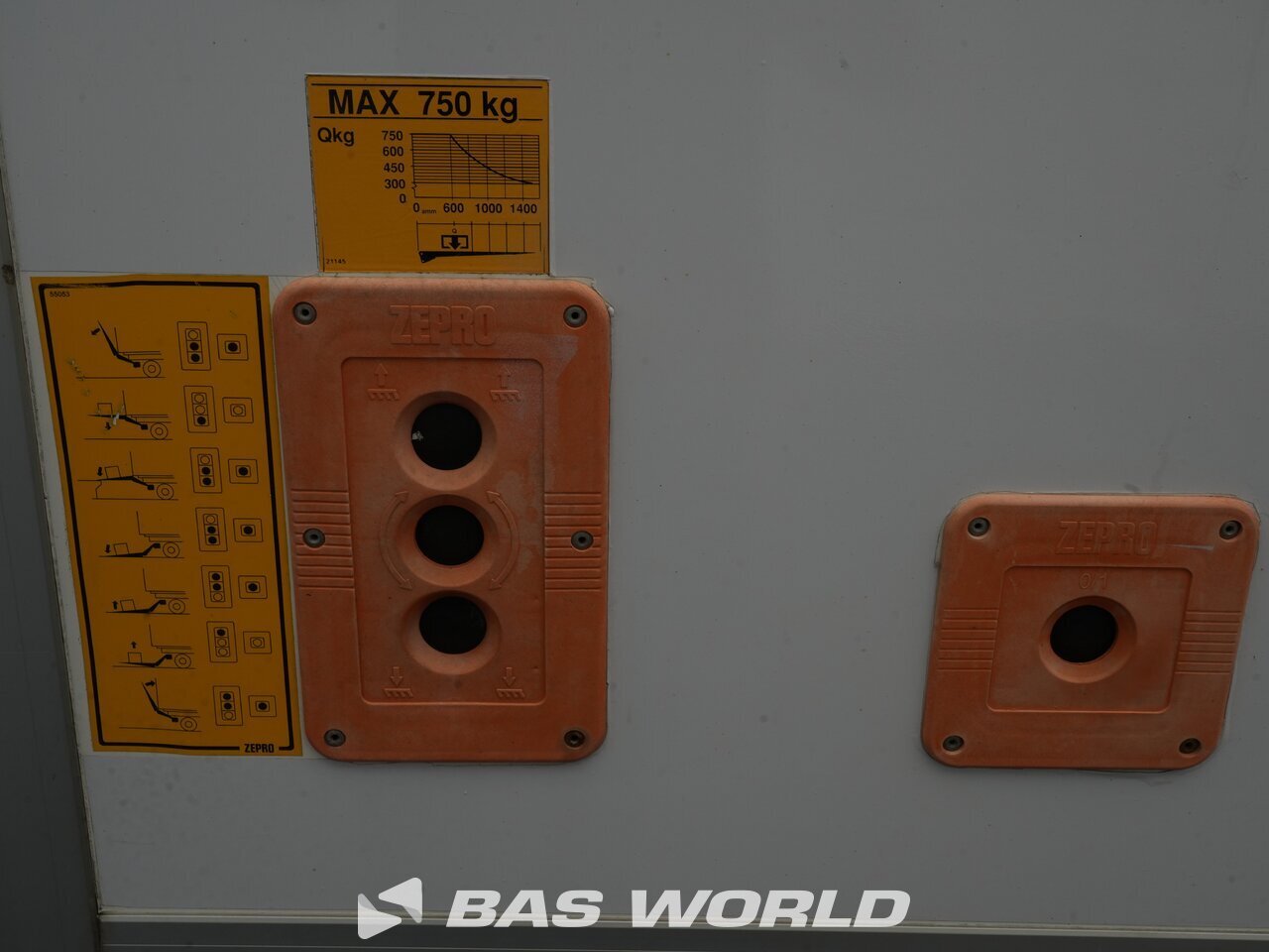 Other : Iveco Daily 35S13 Containere pentru