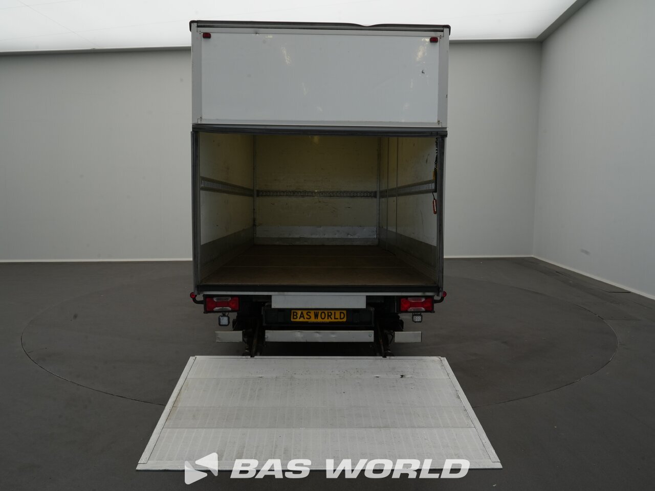 Other : Iveco Daily 35S13 Containere pentru