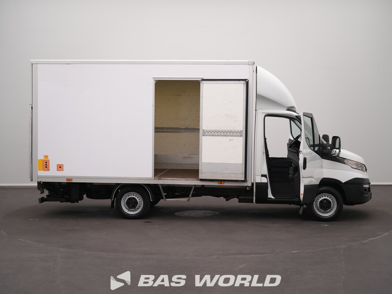 Other : Iveco Daily 35S13 Containere pentru