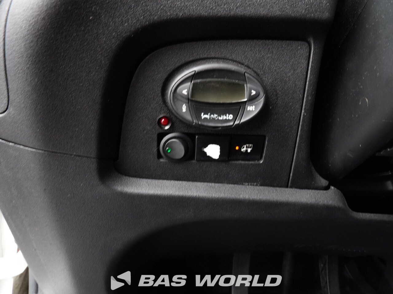 Other : Iveco Daily 35S13 Containere pentru