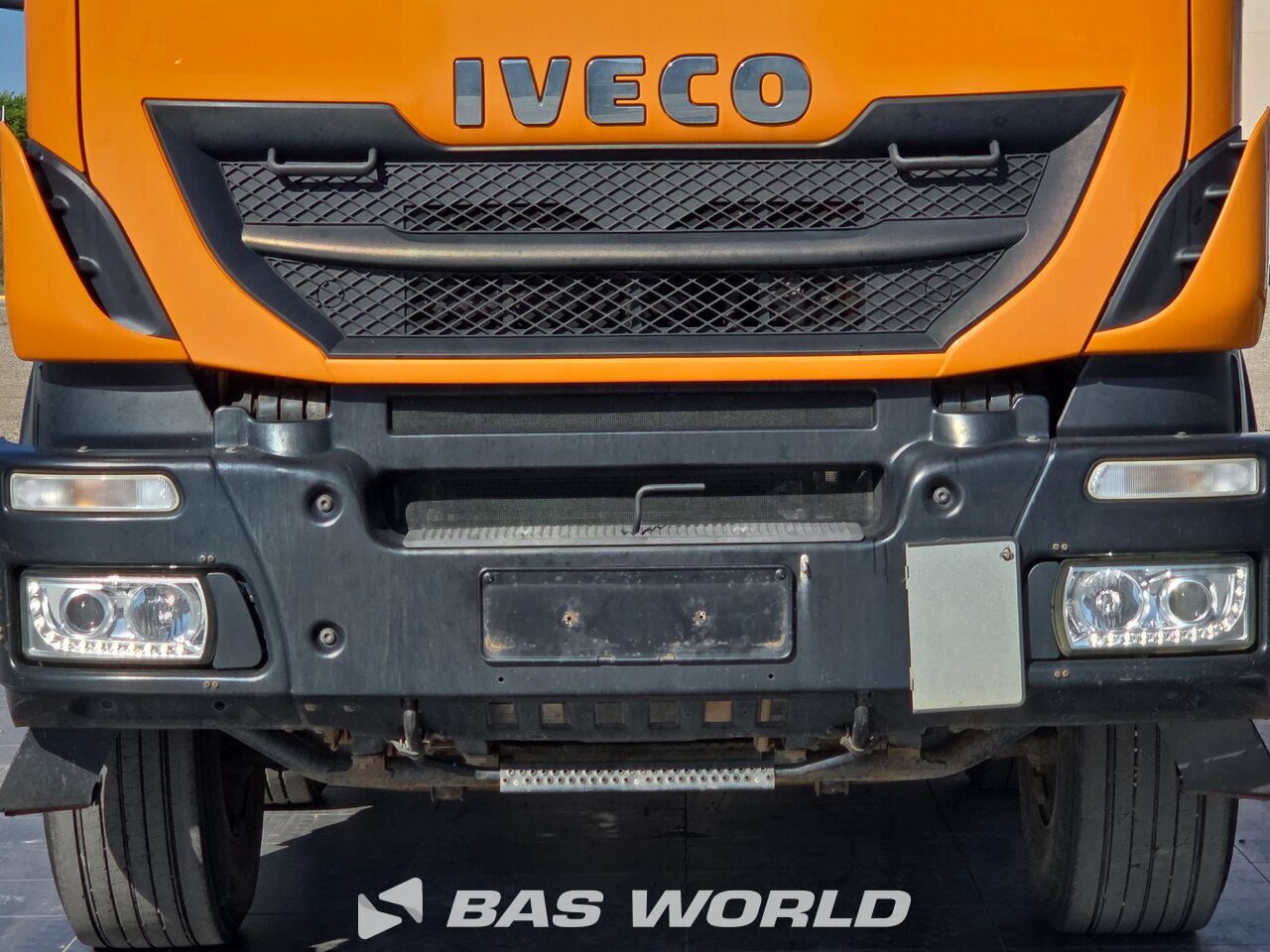 Other : Iveco Trakker 450 Camión Volquete