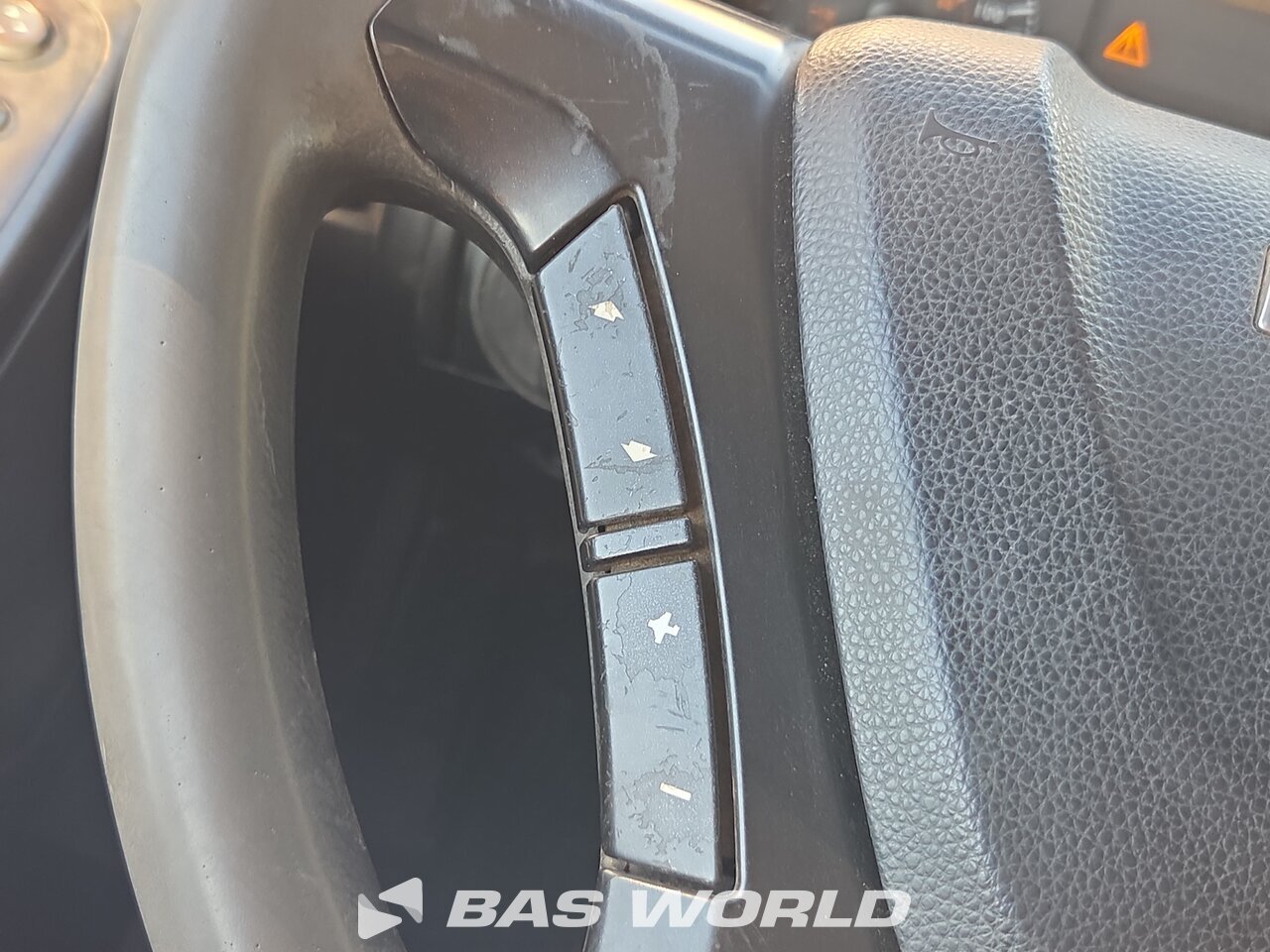 Other : Iveco Trakker 450 Camión Volquete