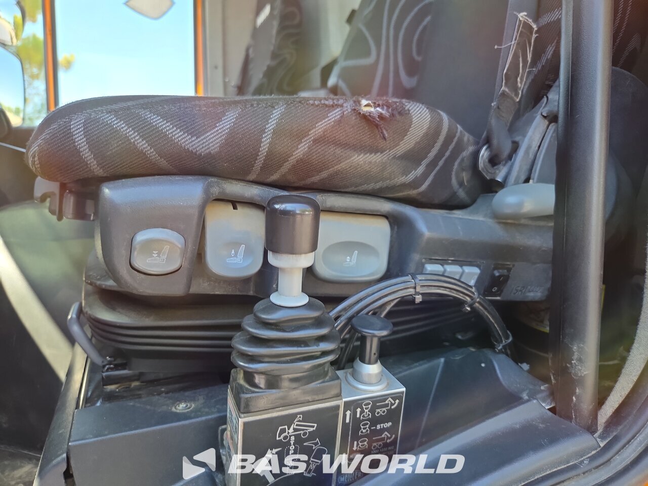 Other : Iveco Trakker 450 Camión Volquete