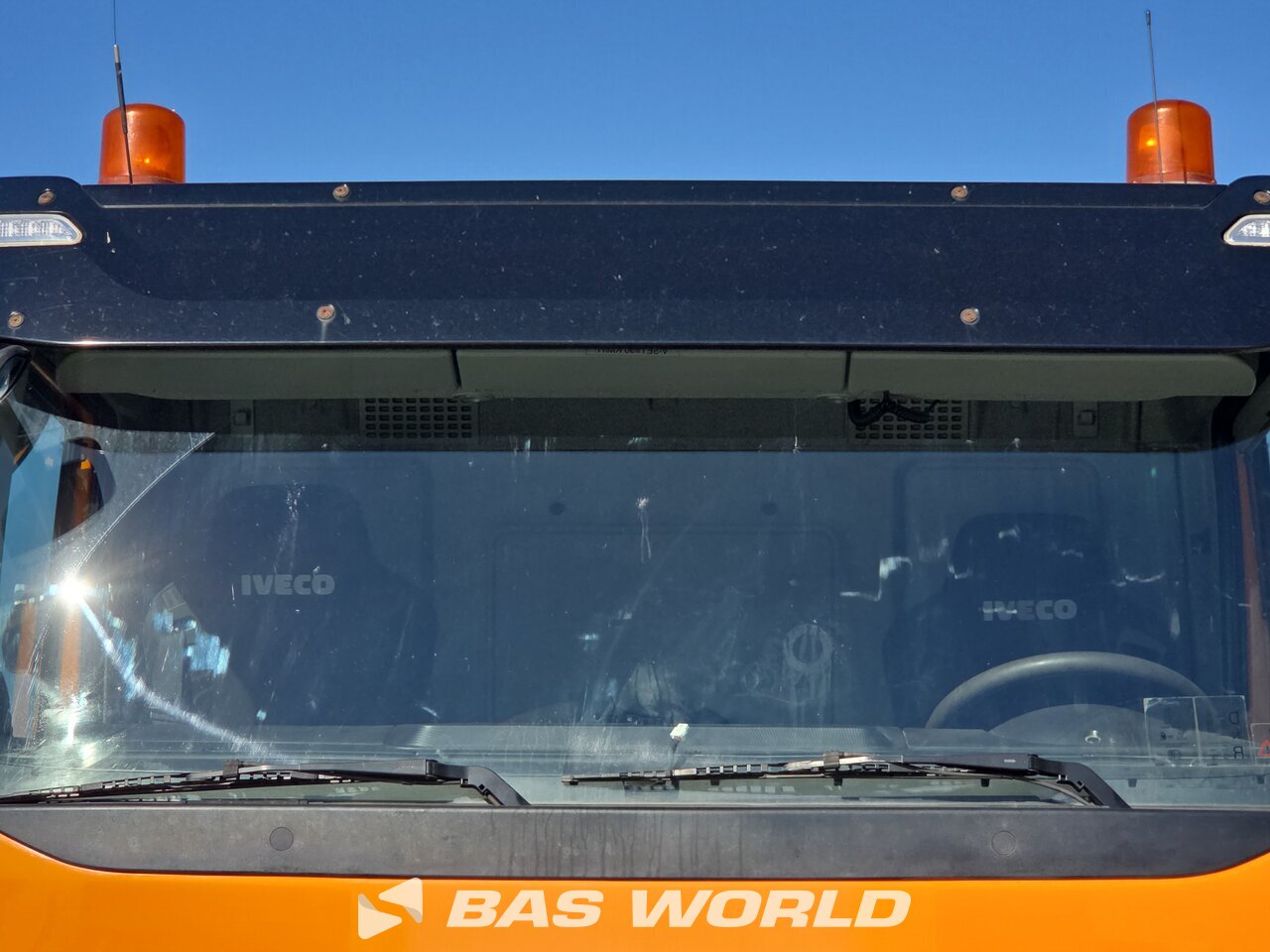 Other : Iveco Trakker 450 Camión Volquete