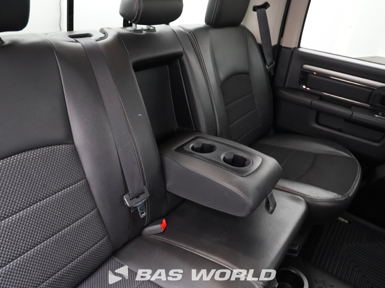 Other : Dodge الميكروباصات شاحنات بيك-اب