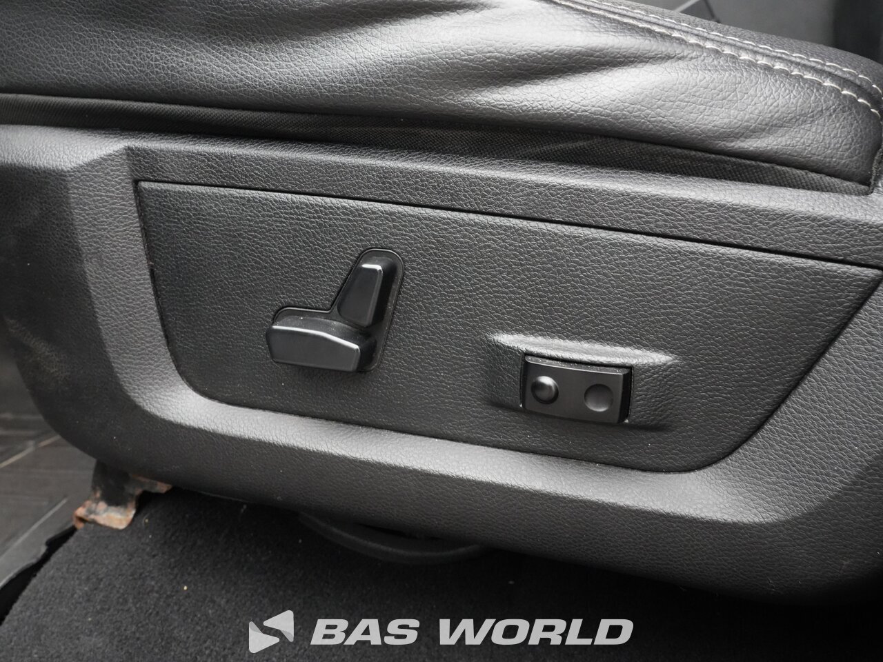 Other : Dodge الميكروباصات شاحنات بيك-اب
