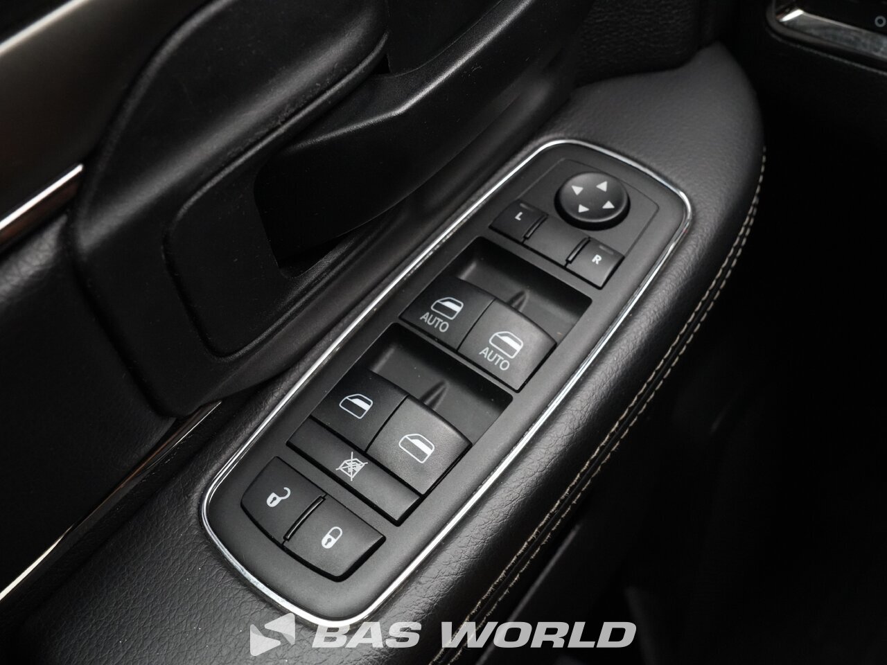 Other : Dodge الميكروباصات شاحنات بيك-اب