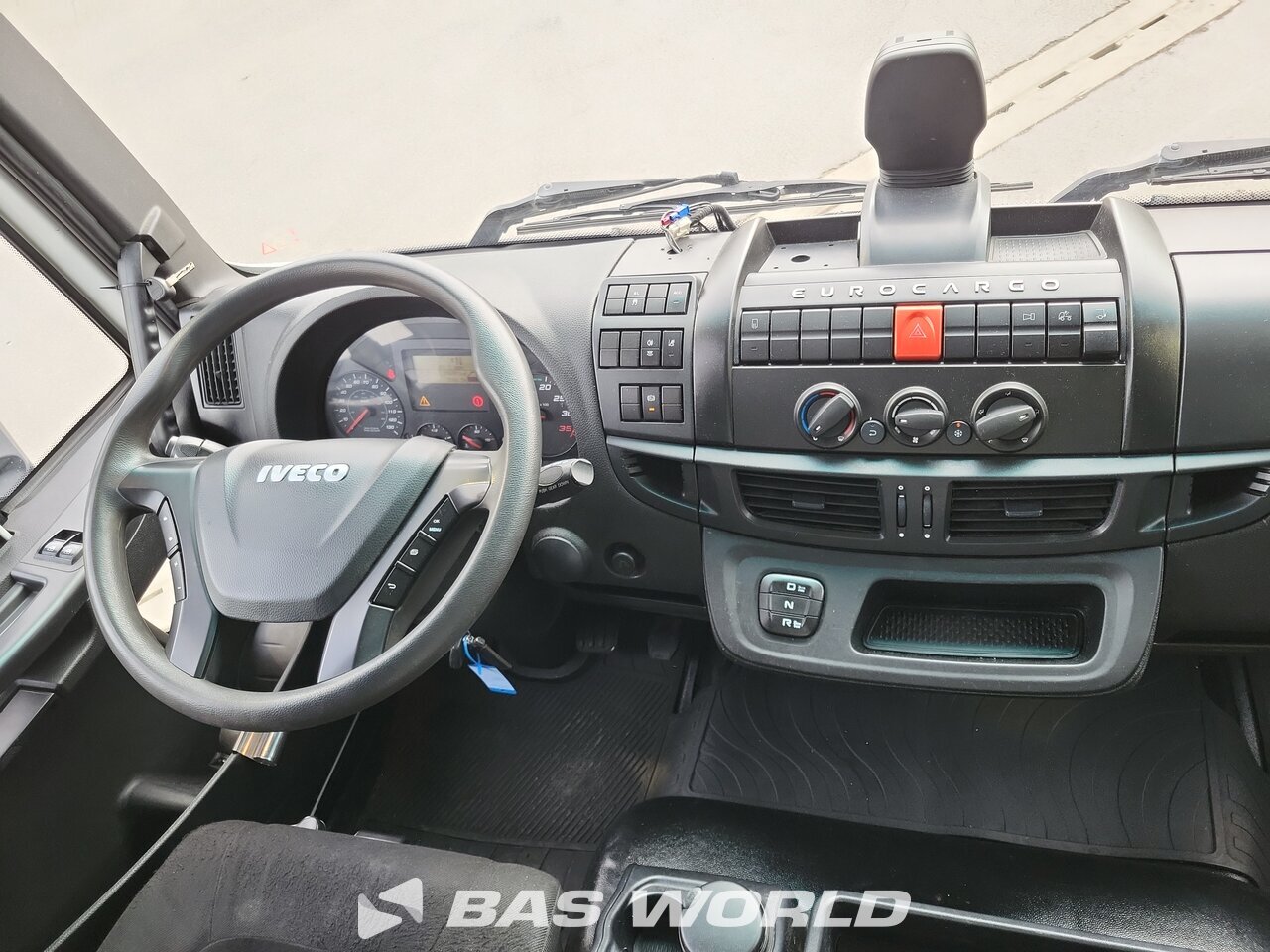Other : Iveco Eurocargo 75E190 Camion rideaux coulissants