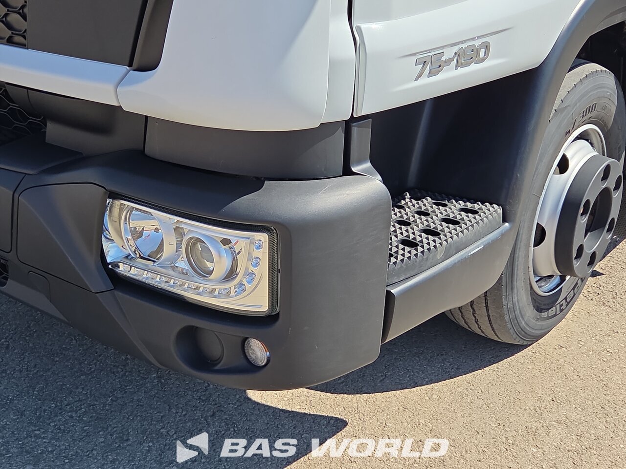Other : Iveco Eurocargo 75E190 Camion rideaux coulissants