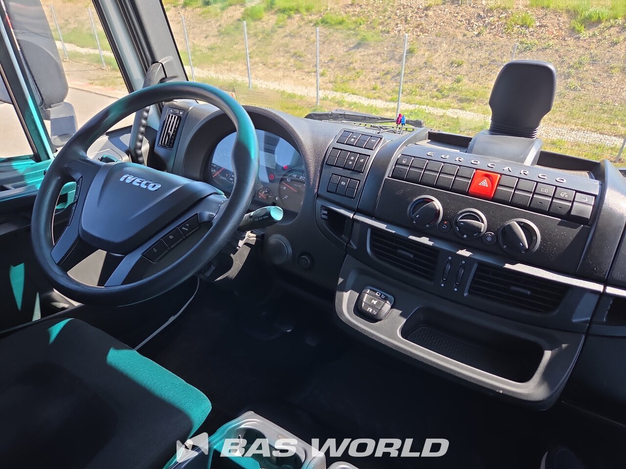 Other : Iveco Eurocargo 75E190 Camion rideaux coulissants
