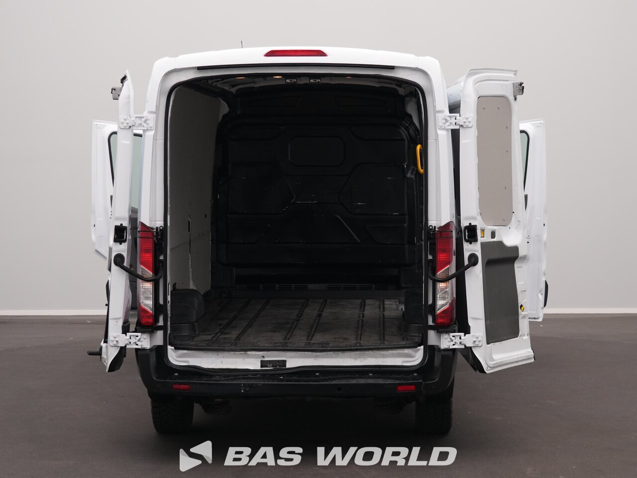 Other : Ford e-Transit 184pk закрыто