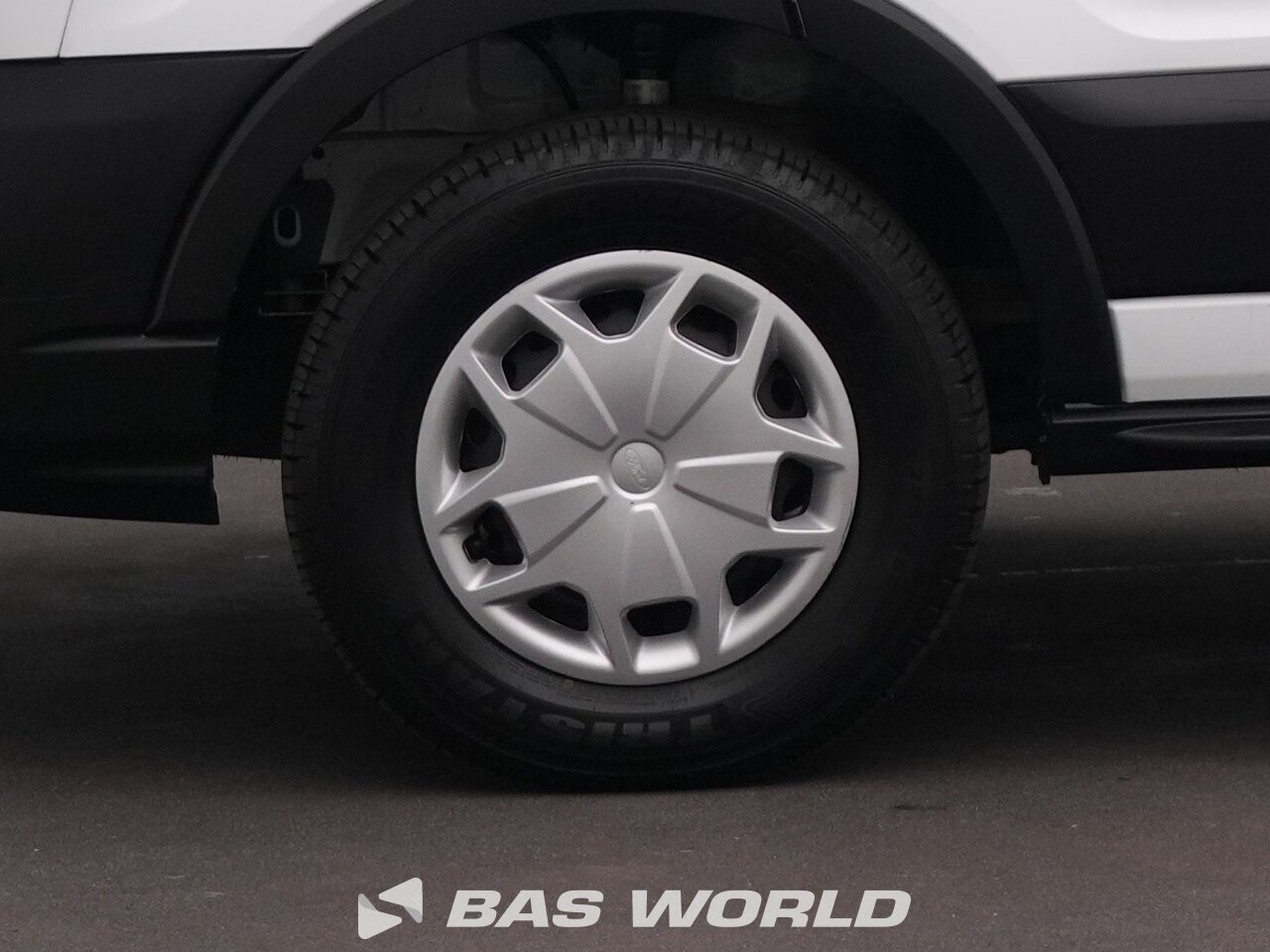 Other : Ford e-Transit 184pk закрыто