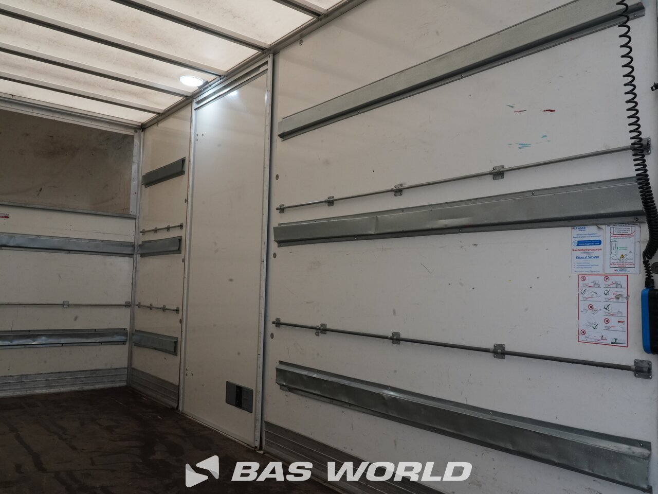 Other : Iveco Daily 35C16 Stängda lastbilskarosser