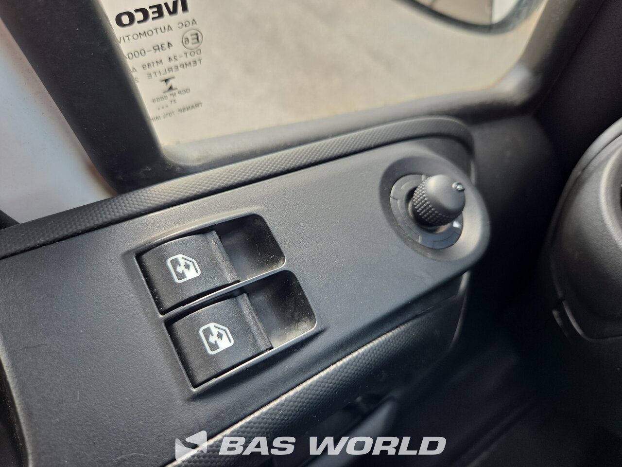 Other : Iveco Daily 35C16 Stängda lastbilskarosser