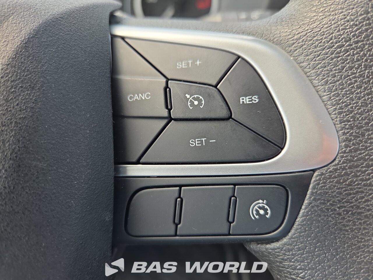 Other : Iveco Daily 35C16 Stängda lastbilskarosser