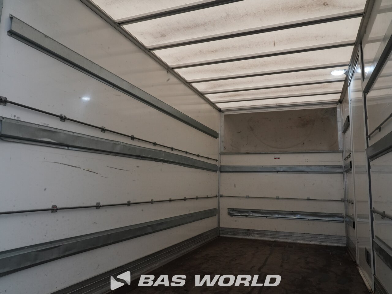 Other : Iveco Daily 35C16 Stängda lastbilskarosser