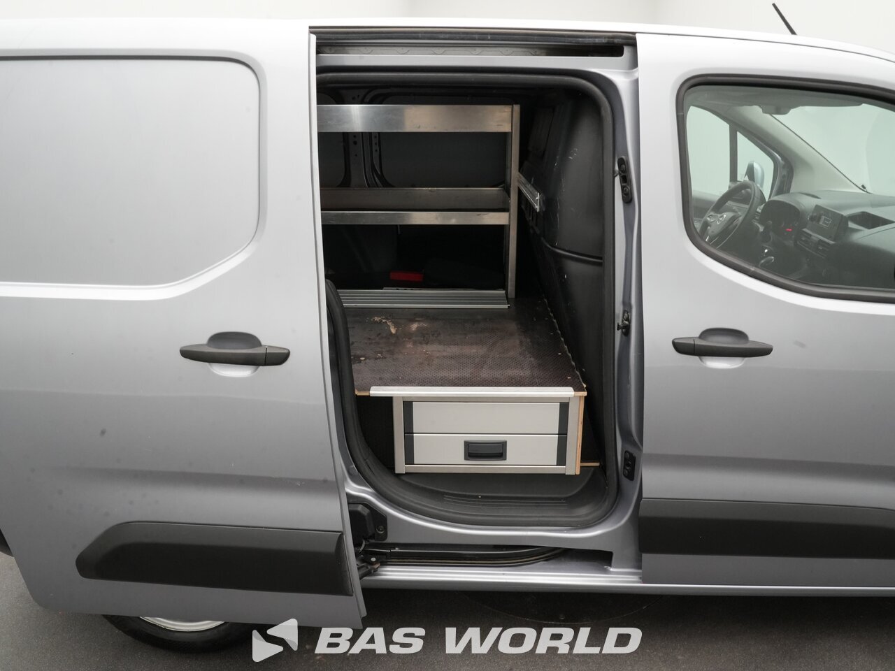 Other : Opel Combo 102pk Closed box van