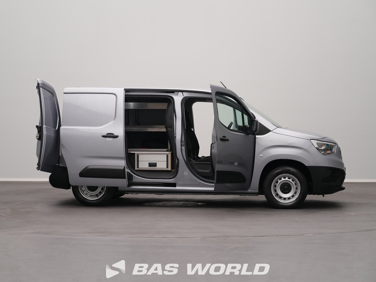 Other : Opel Combo 102pk Closed box van