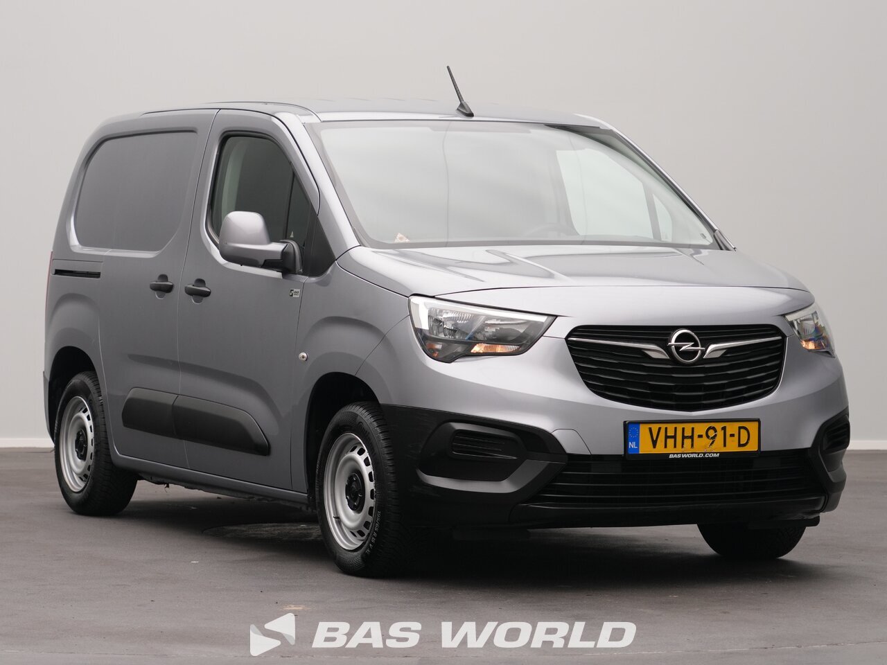 Other : Opel Combo 102pk Closed box van