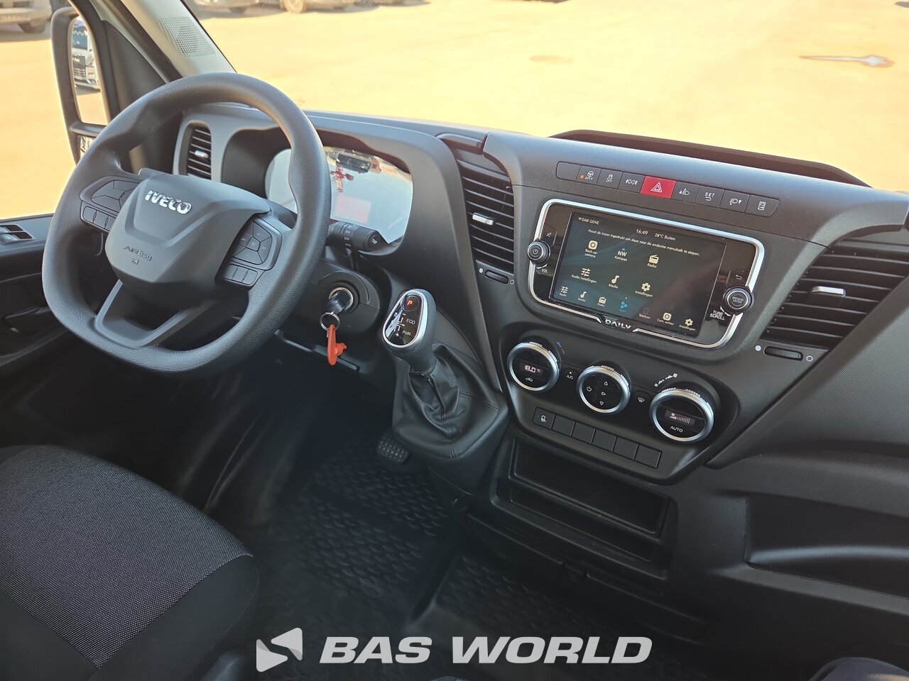 Other : Iveco Daily 35C16 Stängda lastbilskarosser
