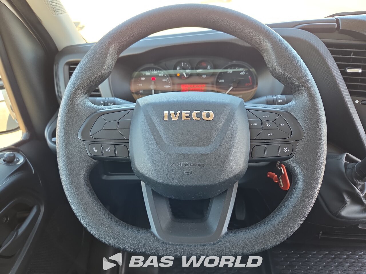 Other : Iveco Daily 35C16 Stängda lastbilskarosser