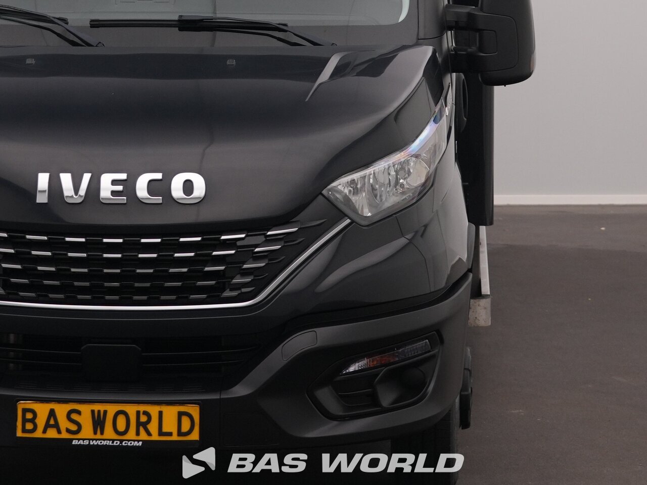Other : Iveco Daily 35C18 закрытые кузова-фургоны