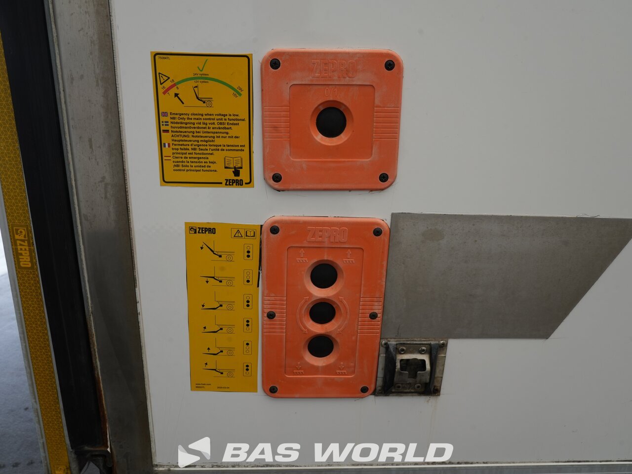 Other : Iveco Daily 72C18 Box body