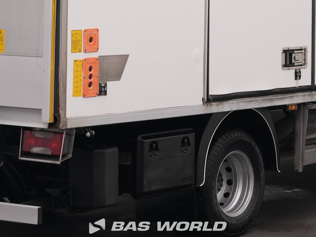 Other : Iveco Daily 72C18 Box body