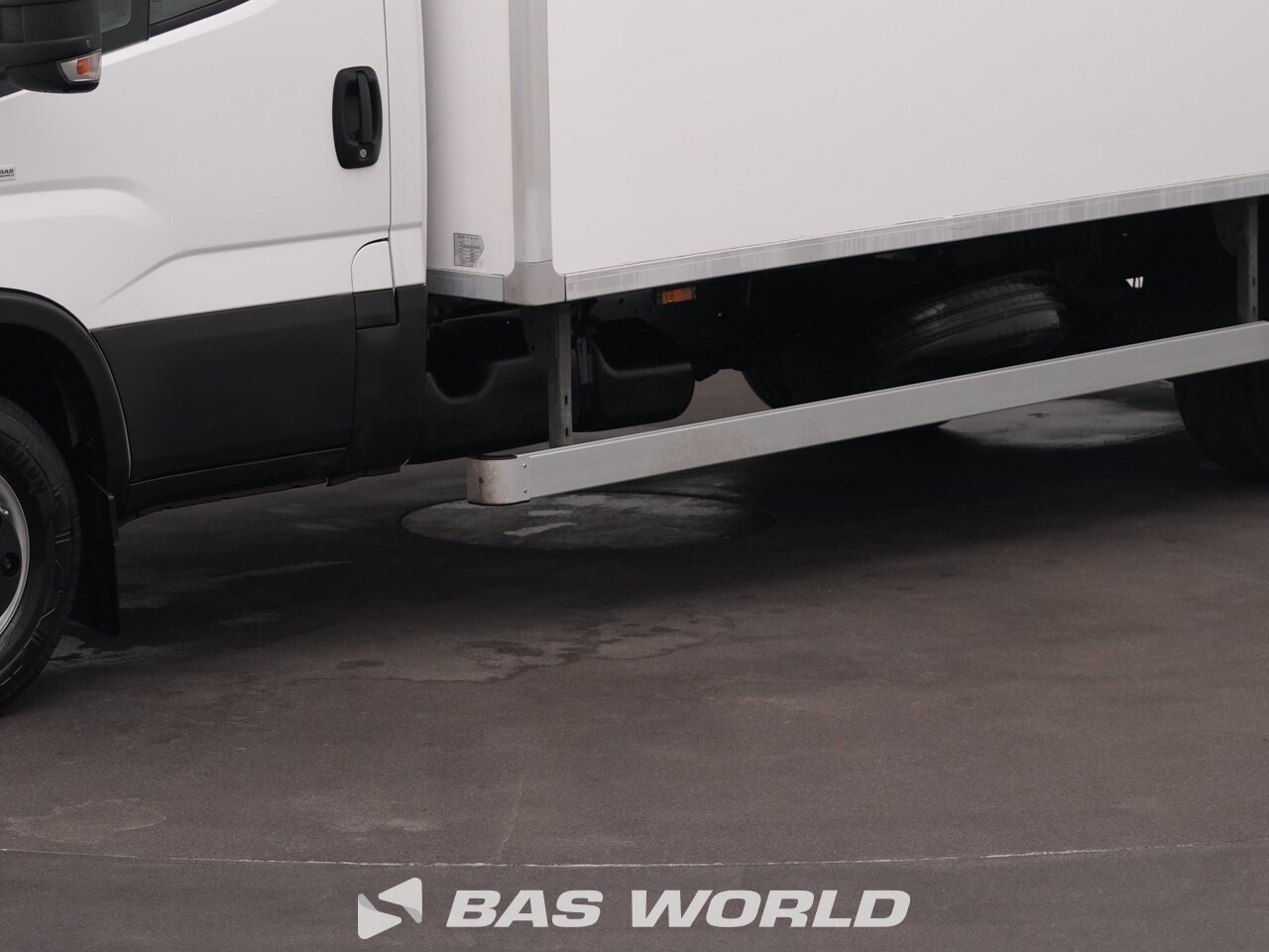 Other : Iveco Daily 72C18 Box body