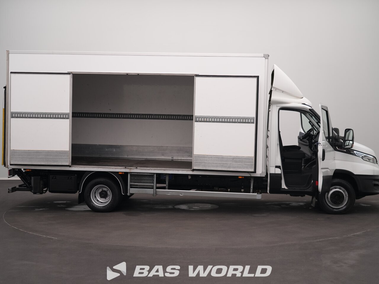 Other : Iveco Daily 72C18 Box body