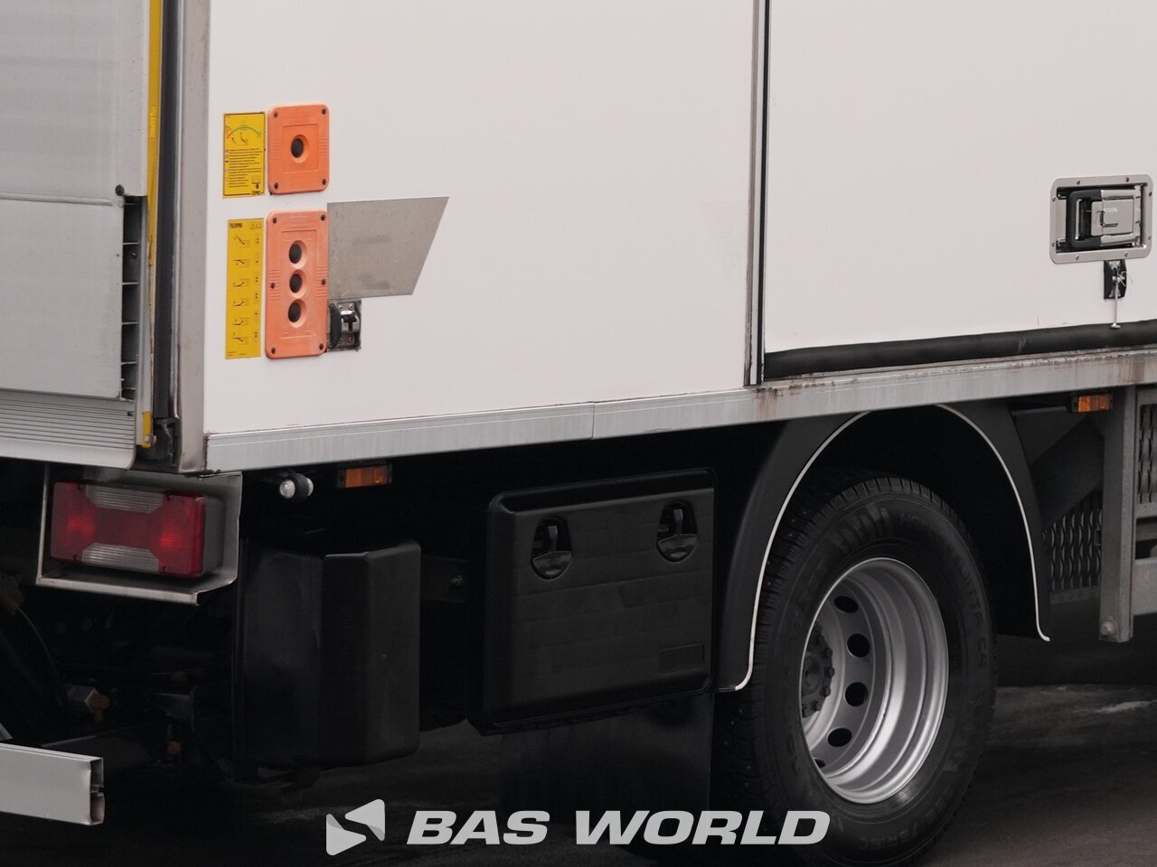 Other : Iveco Daily 72C18 Containere pentru